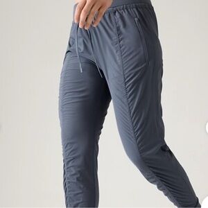 NWOT Athleta attitude pants joggers with ruched sides